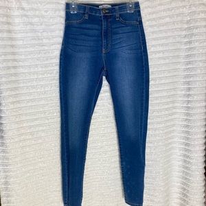 Refuge High Waisted Jeans Size 4